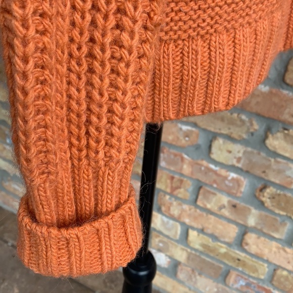 Banana Republic Turtleneck Chunky Sweater Orange Sz Small Italian Yarn - Picture 5 of 13